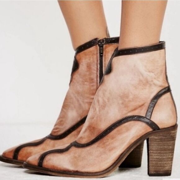 Free People Winding Road Tan Brown Leather Western Cowboy Booties Size 38